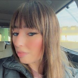 Meet your Posher, Janine